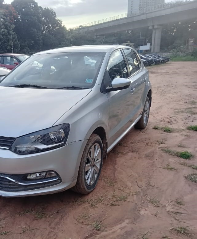 Volkswagen Polo(2014-2015) Highline 1.2l P